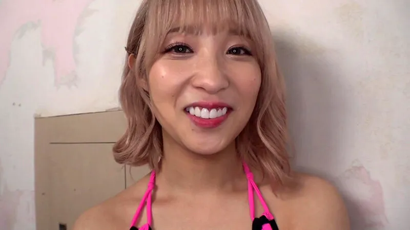 ギャルは顔舐めで愛を表現する 栄川乃亜