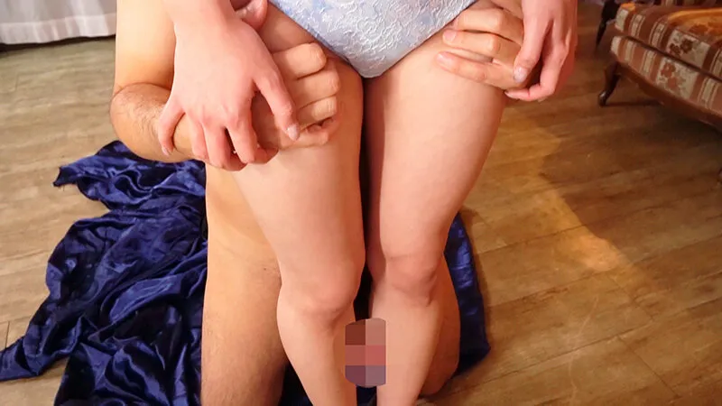 お尻に顔をうずめながら女性の下半身をたっぷり堪能し射精する2