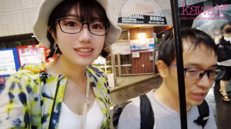 ごっくん解禁！M男くんのザーメンをぜ～んぶ吸い取っちゃうズブ濡れ痴女責め公然猥褻デート 市川りく