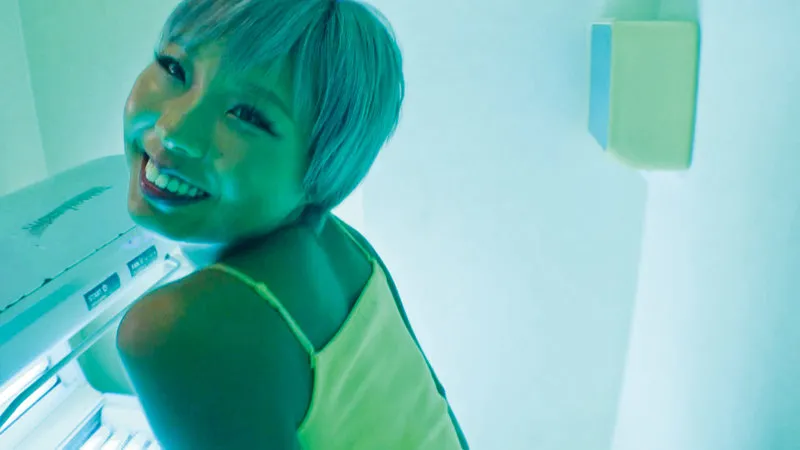 【NATSUKA】黒ギャルと日サロで、こっそり潮吹きぴゅぴゅ―露出デエト！ 激AGEマ●コを完全バグってただのスプリンクラー化ww