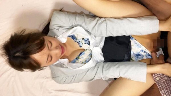 【桐山結羽】スーツ女子ストーキング記録＃02 ◆デザイン事務所◆K.Yちゃん◆神※駅住み