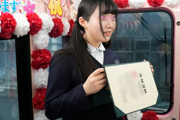 【美波もも 他】顔出し解禁！！ マジックミラー便 3分前まで女子○校生！卒業式直後に初めての素股編 総勢20人全員SEXスペシャル！ギンギンに勃起したち○ぽを赤面まんコキ！恥じらいながらも濡れてしまった10代うぶオマ○コにヌルっと挿入で激イキ絶頂！！2枚組10時間！！