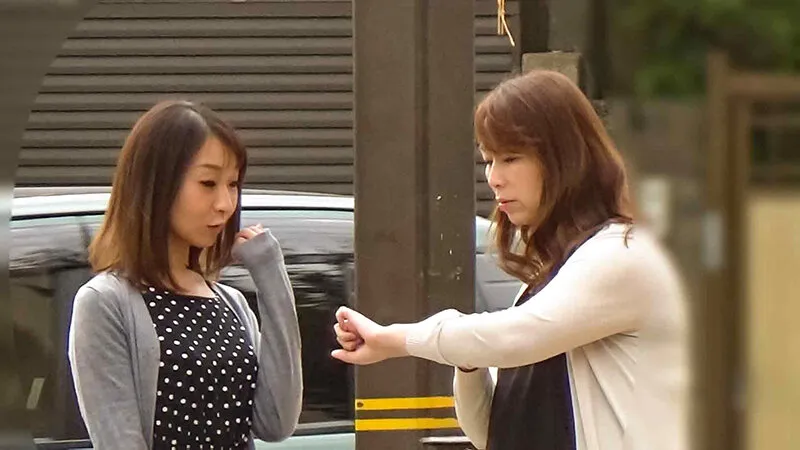 【井上綾子 塚田詩織 羽田希 北条麻妃】美熟女たちがレズ相手を求めて街にくり出し可愛いおねえさんをナンパしてゲットする8時間 2