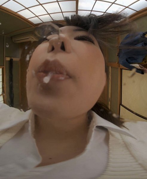 【山本蓮加 他】【VR】顔中ペロンペロンの唾だらーんのベッタベタ 3