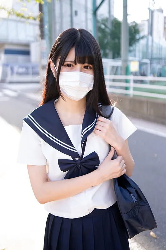 【越智あいら】【JKハメ撮り流出】素人女子校生【限定】あいちゃん18歳 下校途中に個人撮影 SEXは彼氏1人だけ。女の子の人生初の中イキを記録しました。初の生中出しもw