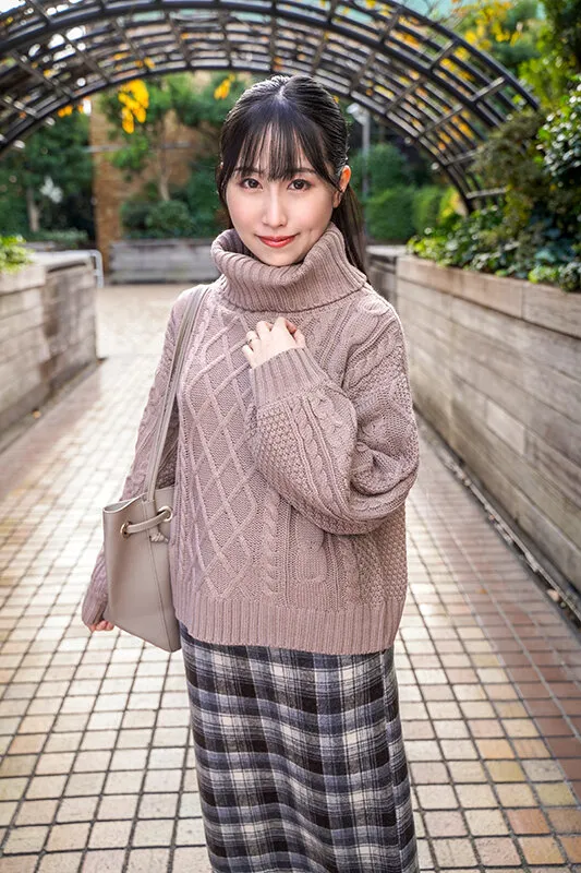 【成田つむぎ】【妊活人妻 不倫NTR中出しハメ撮り流出】【精子提供の実態】百貨店受付け嬢 奥さま25歳【甘い美声】SNS＃精子提供で来た人妻まんこに膣奥中出し！初めてのチンポ子宮キスに頭バグってアヘ顔痙攣アクメ