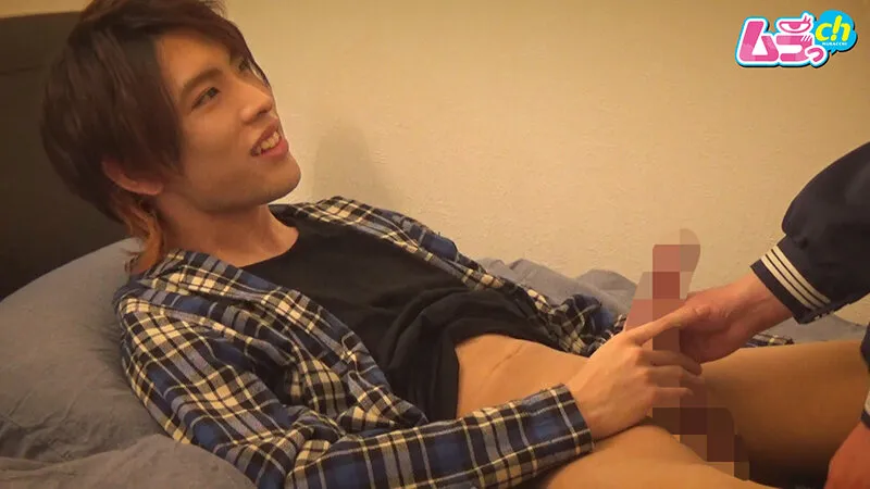 【JK】●校生盗撮 ウブそうなJ系をおもちゃ攻めで調教し、初めてなのに連続絶頂しちゃう処女喪失SEX