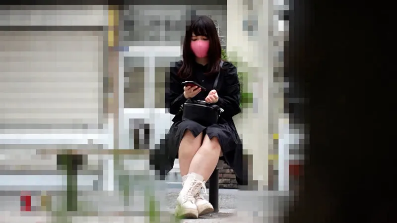 【新川ゆず】【盗撮・痴漢・レイプ動画流出】痴漢電車＃021 触られてビクッ！とっても敏感なウブなハーフ女子