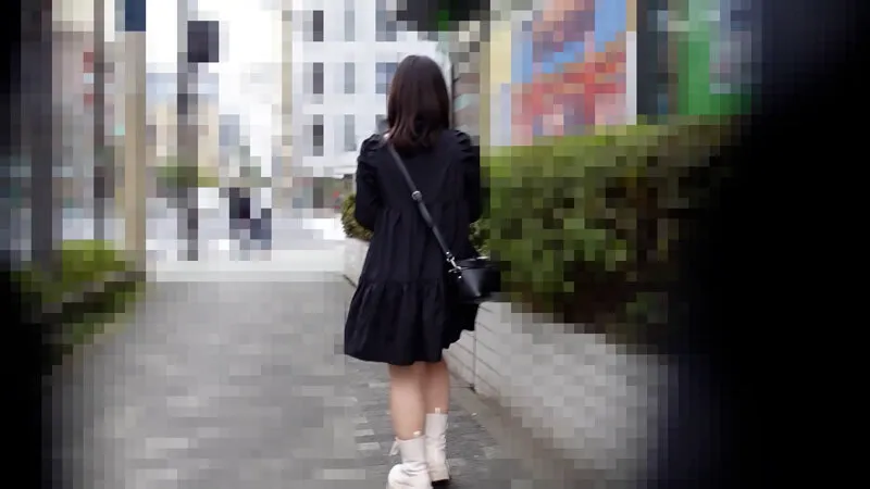 【新川ゆず】【盗撮・痴漢・レイプ動画流出】痴漢電車＃021 触られてビクッ！とっても敏感なウブなハーフ女子