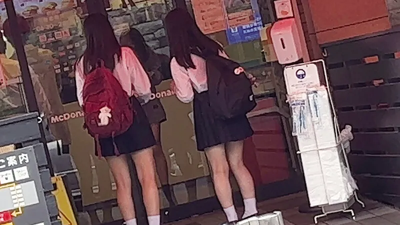 【天然美月＆日向ゆら】にこいち 昏睡拉致・睡眠輪○2【JK盗撮・昏睡レイプ動画流出】