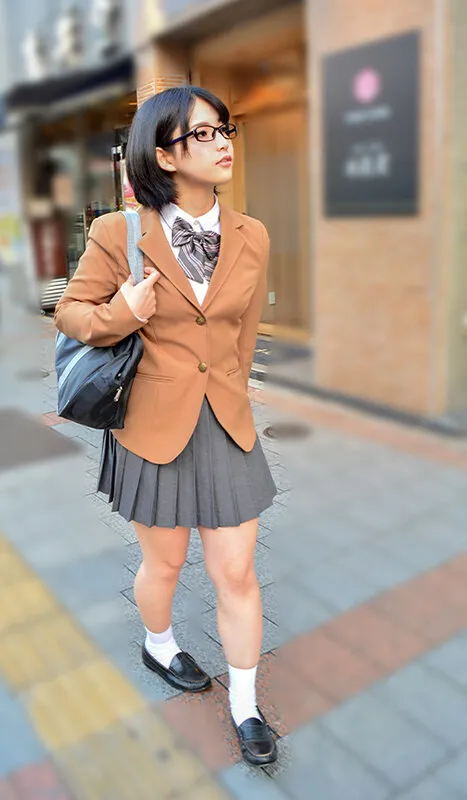 【みひな 柏木あみ 小梅えな MIYABI】【JK】【巨乳女子校生4人組】ストーキング拉致られ中出し・円光・睡眠姦・盗撮・逆さ撮り・大容量データ250分超映像収録