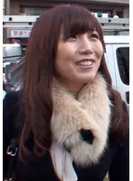 【100円】清楚で真面目そうな保険の営業員も頭の中はエロでいっぱい！Tバック履いて枕営業で契約完了！？