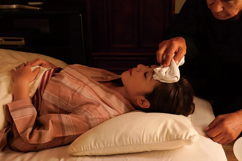 資産家の義父と嫁 君塚ひなた