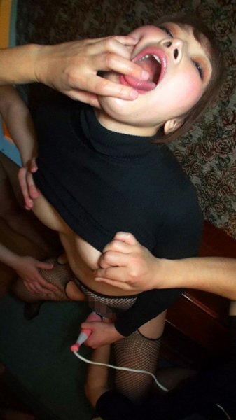 【丹羽すみれ】ザーメン便女の淫妻 蒼乃しおり