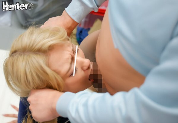 【氷堂りりあ 他】ヤリマン金髪ギャルVSクレーマー絶倫おじさん 絶対に交わることのなかった両者が隣人同士に！言い合いがもつれた結果まさかのSEXバトルが勃発！