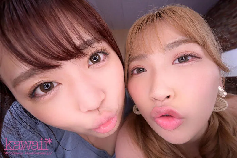 【VR】オンライン授業ばかりでロクに大学に通えなかった妹二人を卒業旅行に連れてってあげた結果… 酔ったら超淫乱！おっぱい密着姉妹コンビネーション攻撃！僕の童貞卒業旅行になりました。 美園和花 天野碧