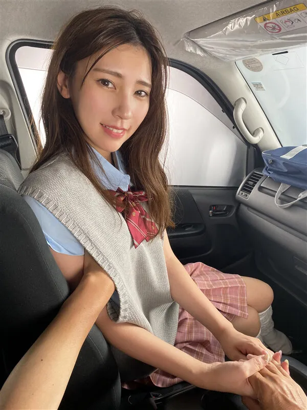 【JK】【VR】親が帰ってくる【71分前…】自宅マンションの駐車場で【GAL系J○】と潮吹き・絶頂連発でギリギリまで車内で汗だくになりながらハメ狂う！スリルと背徳感を愉しみ早漏ま○こを激突き【口内射精・中出し2発・一撃顔射】密室灼熱カーセックス 竹内夏希