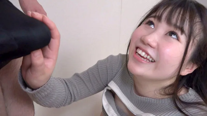 「はじめまして。茨城の田舎っぺ巨乳ちゃんだっぺよー（笑）」桃井みゆう