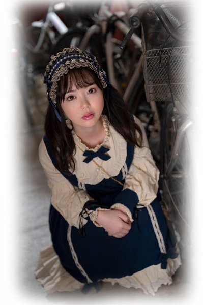 外で拾ったなんでもしてくれる女の子はお菓子とジュースさえあれば四六時中チンポをしゃぶり続ける 百瀬あすか