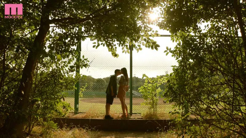 【NTR】君が好き。彼女の親友に告白されて彼女の不在中にSEXに溺れた切なくもドエロい思い出。 宮下玲奈