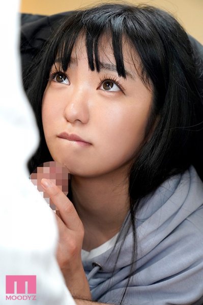 新人20歳控え目に言って…性欲の逸材！焼肉屋でバイトする肉食系現役女子大生が快感メスイキ潮吹きまくりAVDEBUT！！ 山口りか