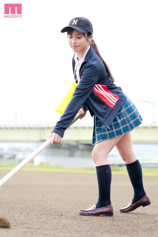 新人 20歳 他高でも‘可愛い’と噂になった都内N高校出身元野球部マネージャー‘綺麗’になってAV Debut 有栖舞衣