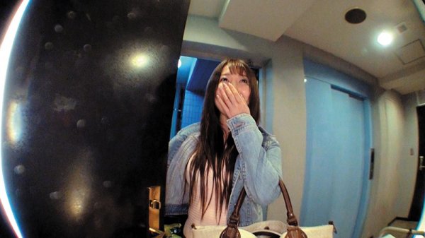 【配信専用】女子大生デリヘル中出しOK！みやび ホテルに来たのはまさかの幼馴染み！美乳Gカップパイズリ密着SEX！ 百合川雅