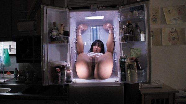 冷蔵庫いもーと ほーる 妹を冷蔵庫に閉じ込めたら、彼女は凍えてただの「穴」になってた。 前乃菜々