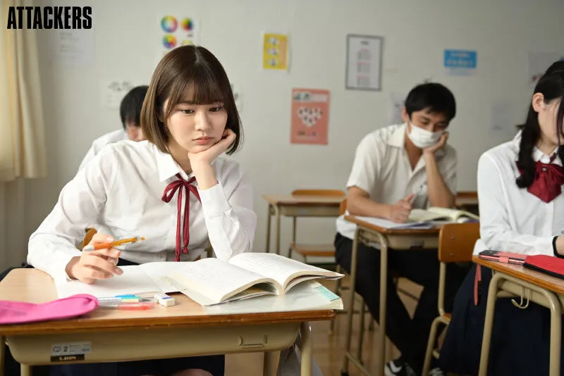 【沢北みなみ】【JK】担任教師にカラダを売る女子生徒 川北メイサ