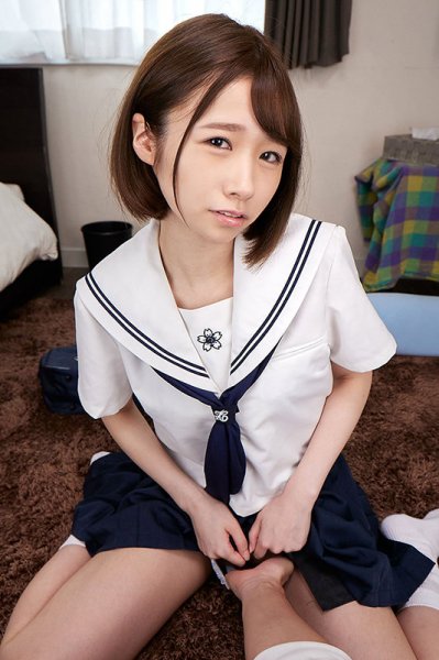 【真白美生】【VR】お互い経験の無い僕と彼女が何度も何度も唇を重ねた初体験 みお