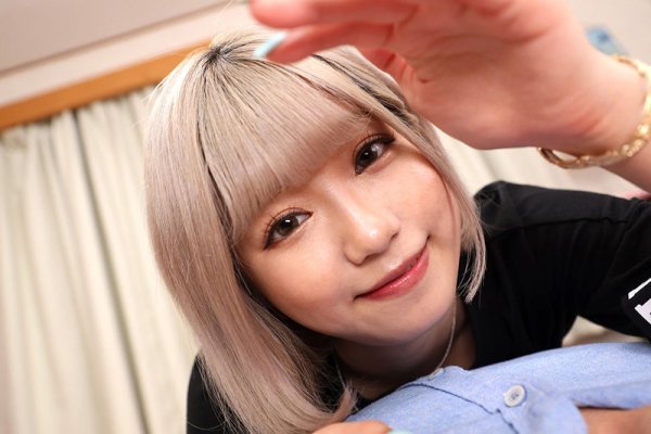 【VR】そんなにジッと見つめられたら…好きになってしまう。朝、目を覚ますとそこはボクに尽くしてきた後輩の家。何も覚えていない、カラダも動かせない。後輩の純粋な瞳にボクはただセックスすることしか出来なかった。 るるちゃ。