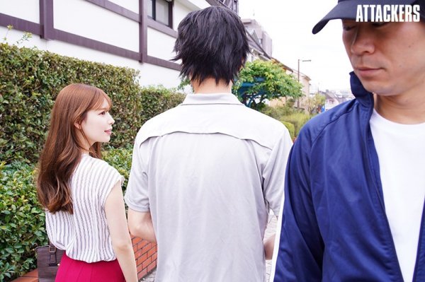 脱獄した強姦魔に5日間中出しレイプされまくった人妻 明里つむぎ