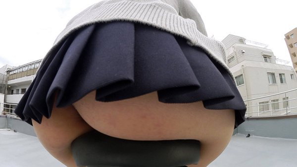 【JK】超ミニスカ女子校生プリ尻チャリパンチラ3