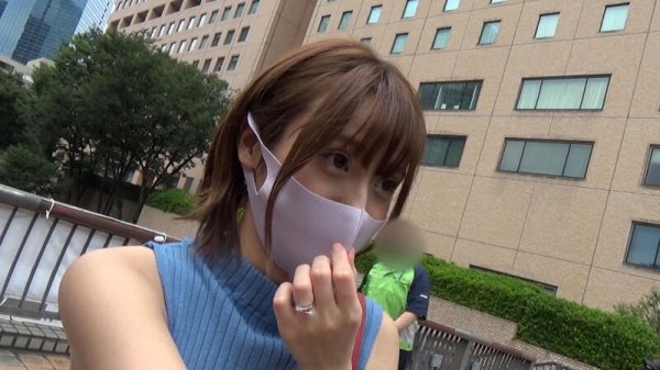 【吉良りん＆広仲みなみ】「同級生に会いに行ってくる…。」と家を出た妻が帰ってきません。 勝負下着のTバックを履いていとも簡単に浮気する美人妻たち