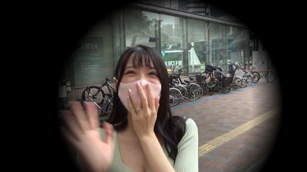 【吉良りん＆広仲みなみ】「同級生に会いに行ってくる…。」と家を出た妻が帰ってきません。 勝負下着のTバックを履いていとも簡単に浮気する美人妻たち