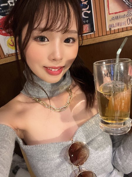 【VR】天井特化アングルVR ～ギャラ飲みアプリで出会ったギャルとホテルでSEX～ 新井リマ