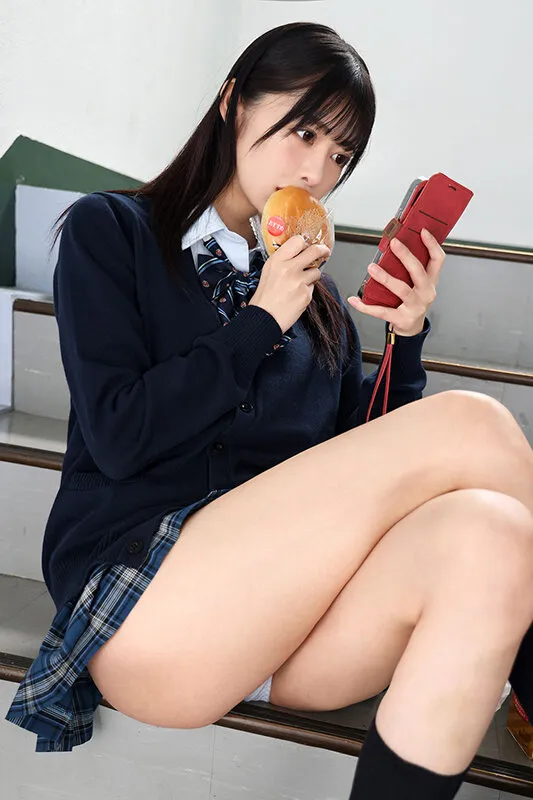 【VR】呼び出され、罵られながらぶっこ抜かれる 彼女にとって最高に都合の良い下僕クンになったボク 森日向子