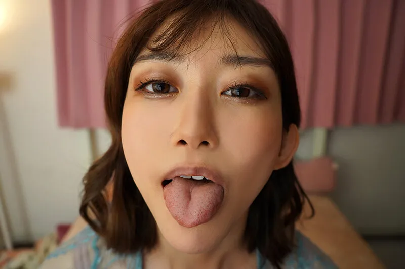 【姉×弟 近親相姦中出し】【VR】いいから黙ってしゃぶられて。夜職を始めた優しい姉が仕事終わりに酔っ払って激フェラ逆夜這いしてきます。 黒川すみれ