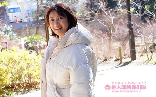 裏垢女子アポイント！ ヤリモク女を呼び出したらデカパイすぎる淫乱美容師でたまらず大量中出し 美波もも