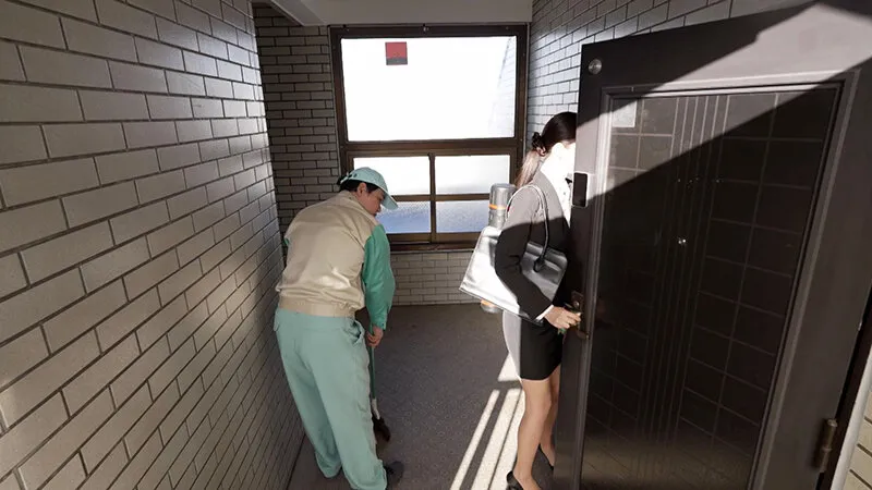 【小松杏】【レイプ】鬼畜管理人中出しレ○プ 被害者 杉並区荻○ 某マンション 201号室 OL Aさん