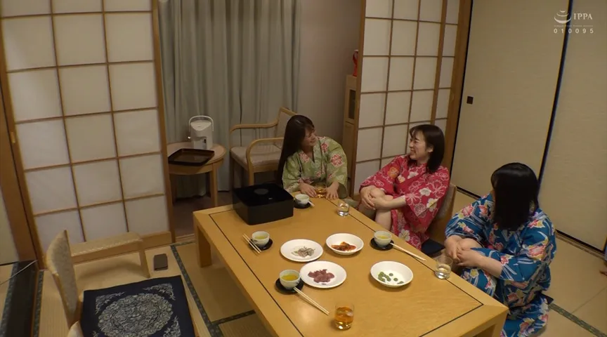 【流出映像】人妻派遣社員 慰安旅行セックス6 酔わせて乱交・夜這い・職場不倫NTRなど。派遣女子を食い潰すブラック企業の実態