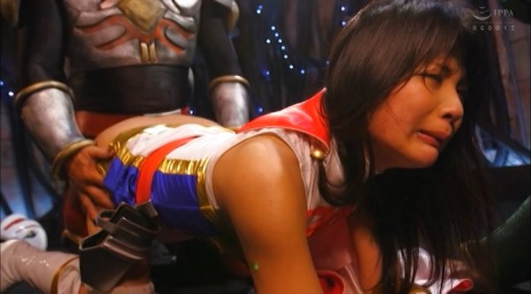 【水谷あおい】ヒロイン陥落Vol.111 科学鳥人隊バードスワン【ヒロピン】