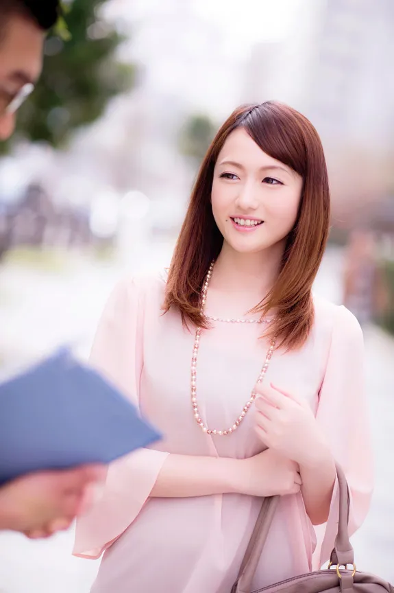 そんなつもりじゃなかったんです…不貞妻 いつの間にか流されてエッチしてしまった奥さんは久々のエッチに燃えまくってしまうのでした。8時間24人