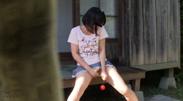 姪っ子おもらしオナニー盗撮投稿映像