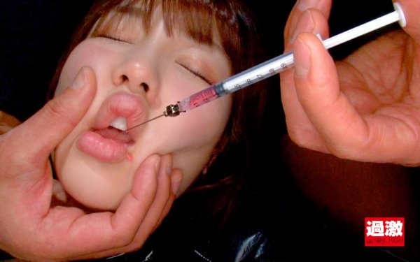 唯井まひろ×ナチュラルハイ これが噂の痙攣薬漬け水着モデル 絶叫10連続FUCK