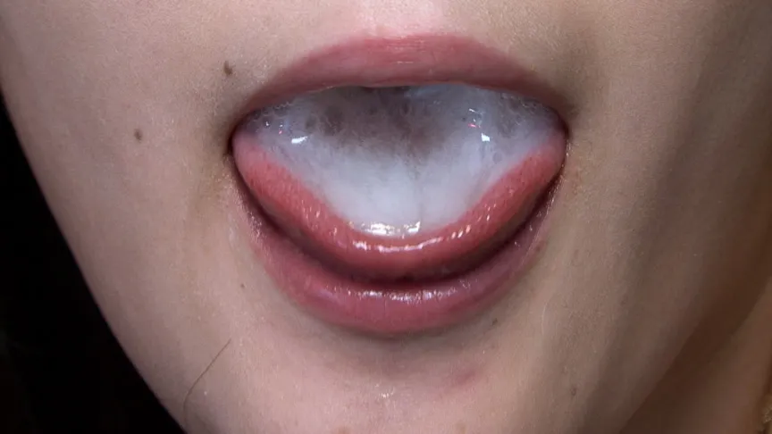 丸呑み！18 フェラ専門店指名率NO1の喉技師   白百合なな