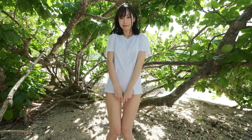 【現役グラドル スリングショット】鹿  鹿恋（かれん）