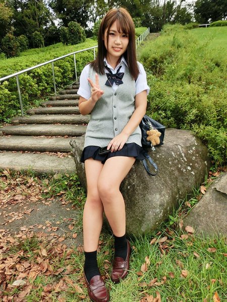 【持田栞里】喉奥鬼調教 秘密の美少女編 片瀬ひなの