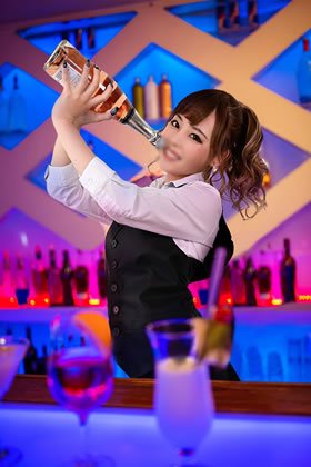 【来栖みく】［身バレ即削除］［流出］渋谷ライブハウス有名バーテンダーJD(21)ギャルの騎乗位はエロイ！！Fカップおっぱい揺らしてスケベにイキまくるSEXの記録流出