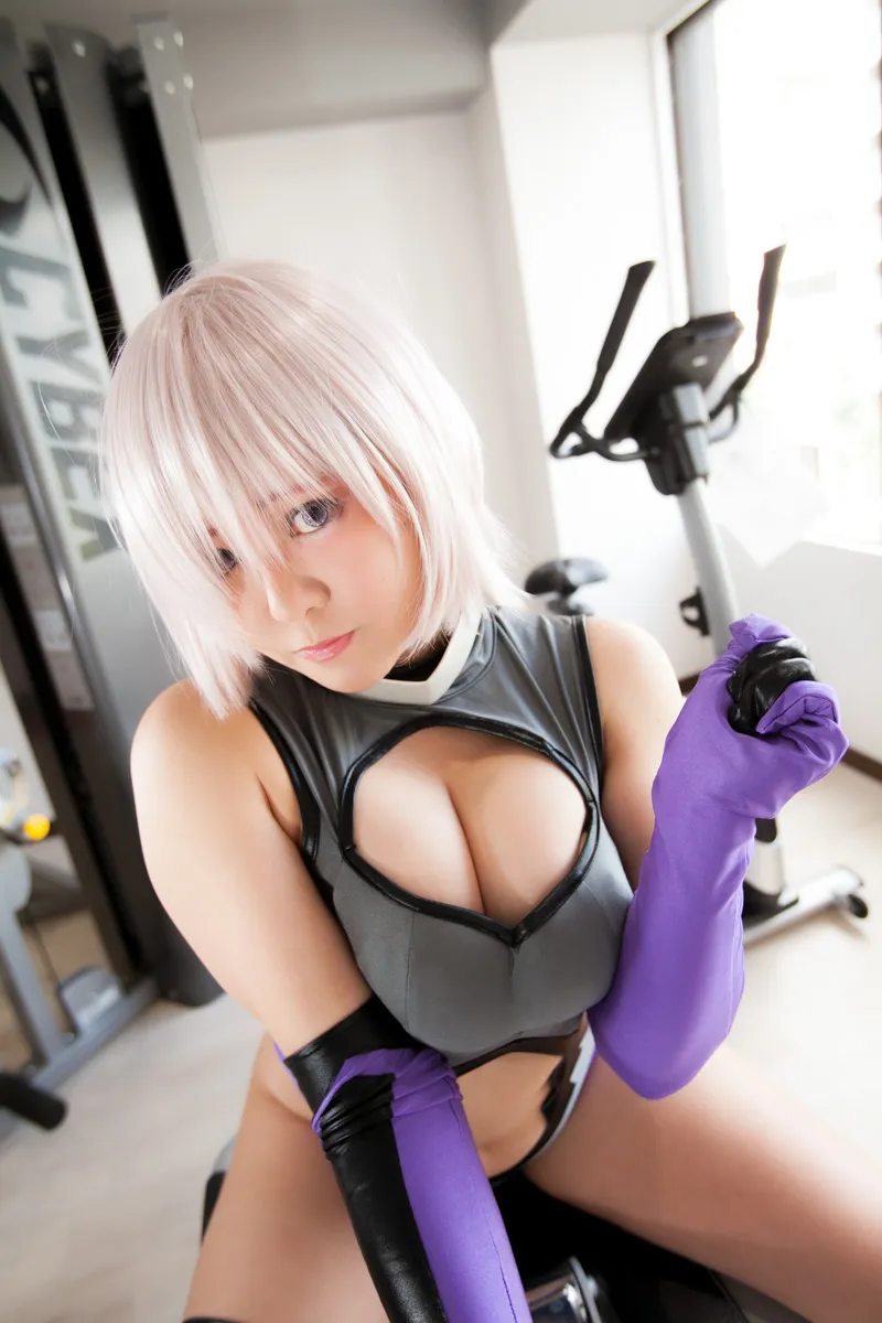 【奏】【FGO マシュ】先輩、トレーニングのお時間です！